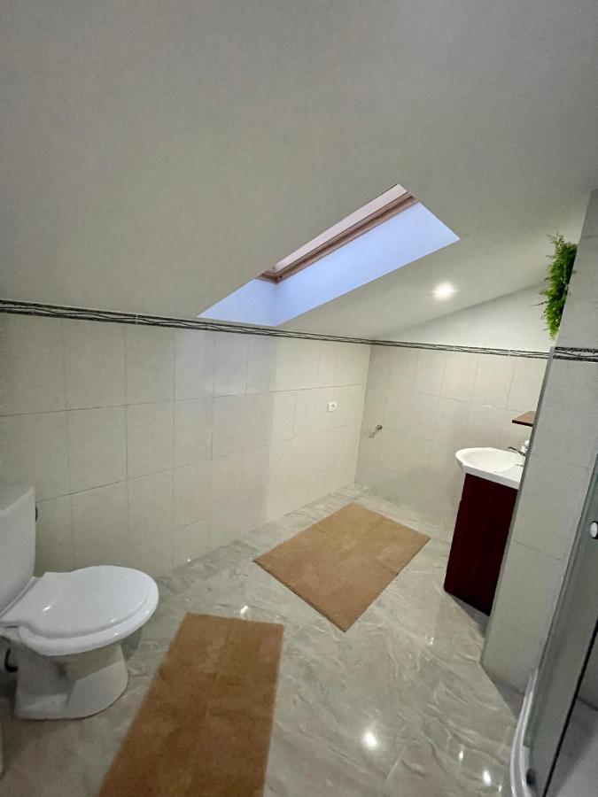 Cozy Apartament With 2Rooms تيميشورا المظهر الخارجي الصورة